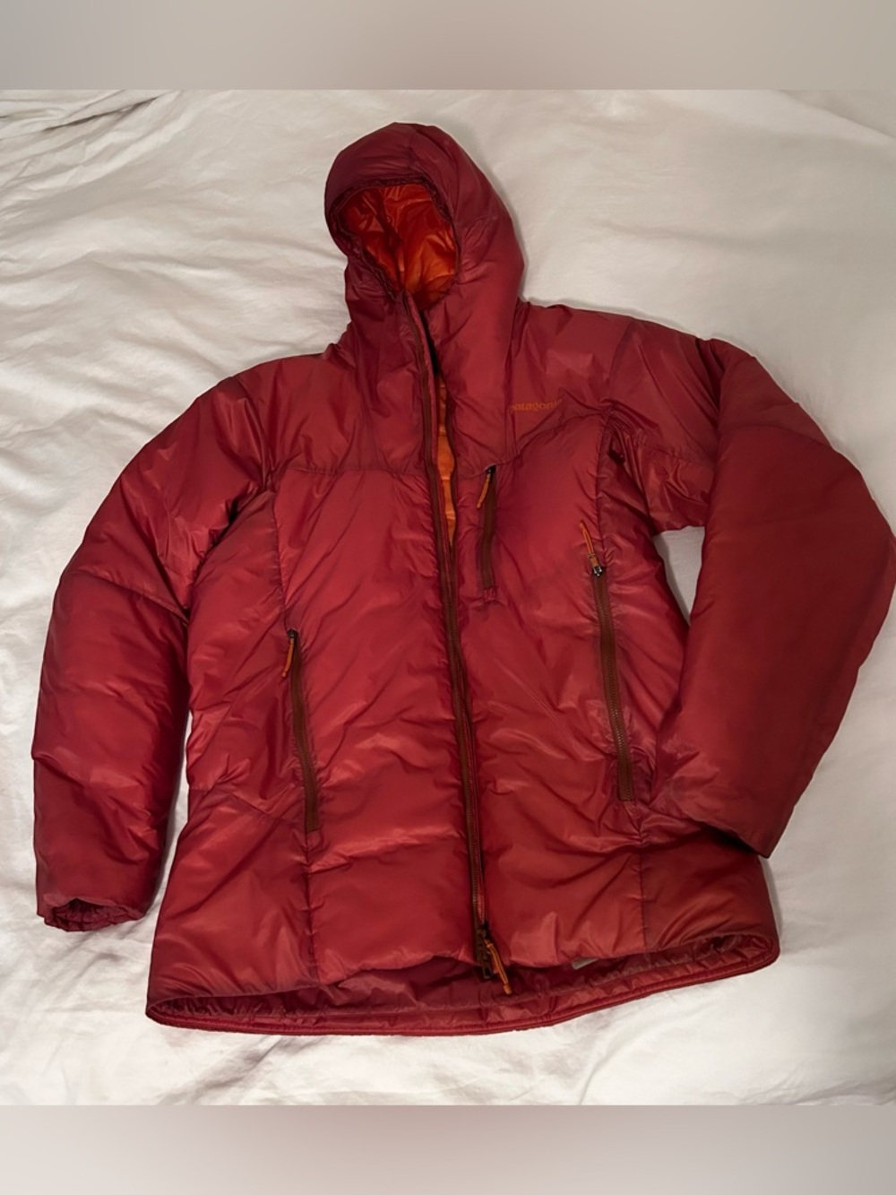 Patagonias DAS Parka - Copper -M- Primaloft Jacket with Hood